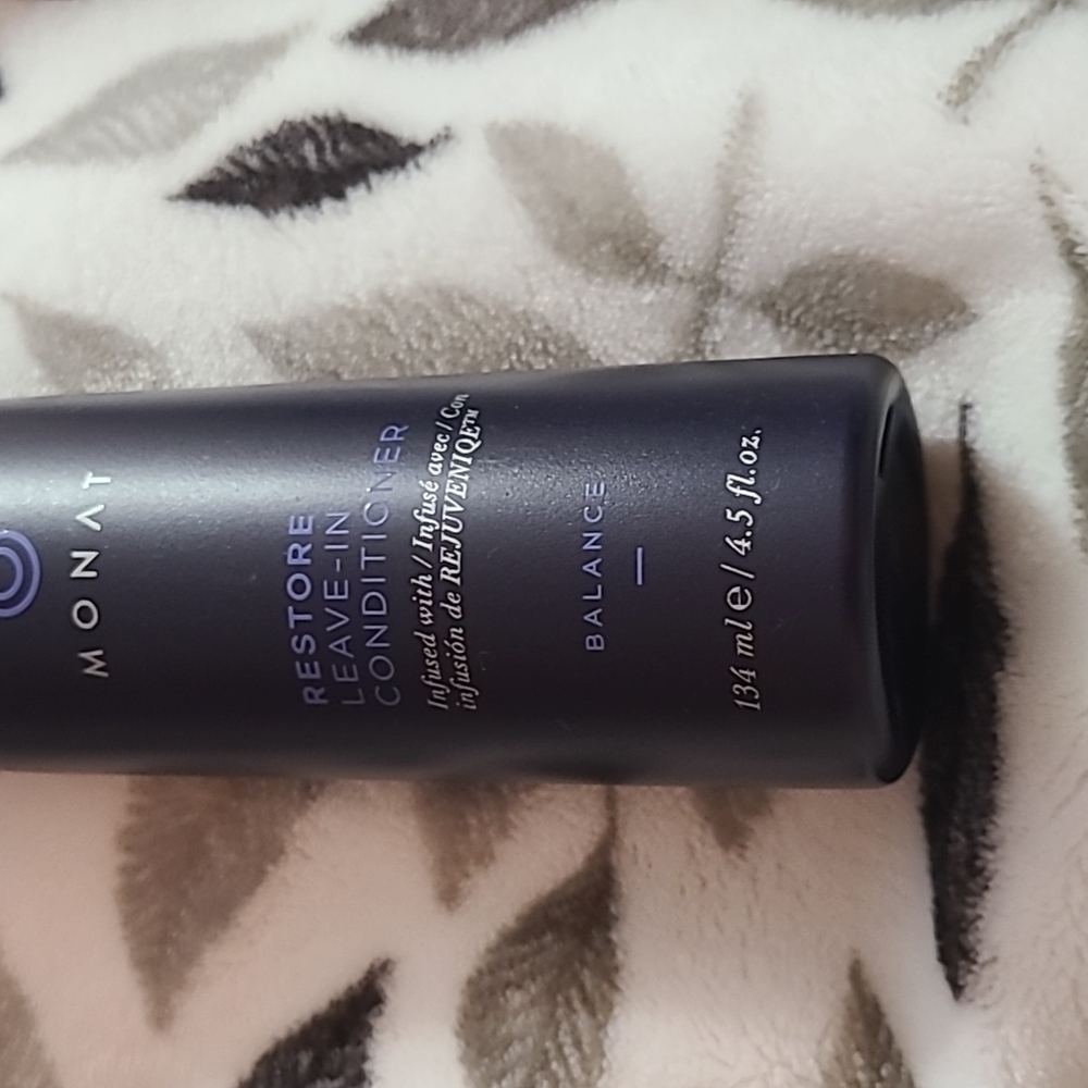 Monat Restore Leave In Conditioner - Picture 2 of 5